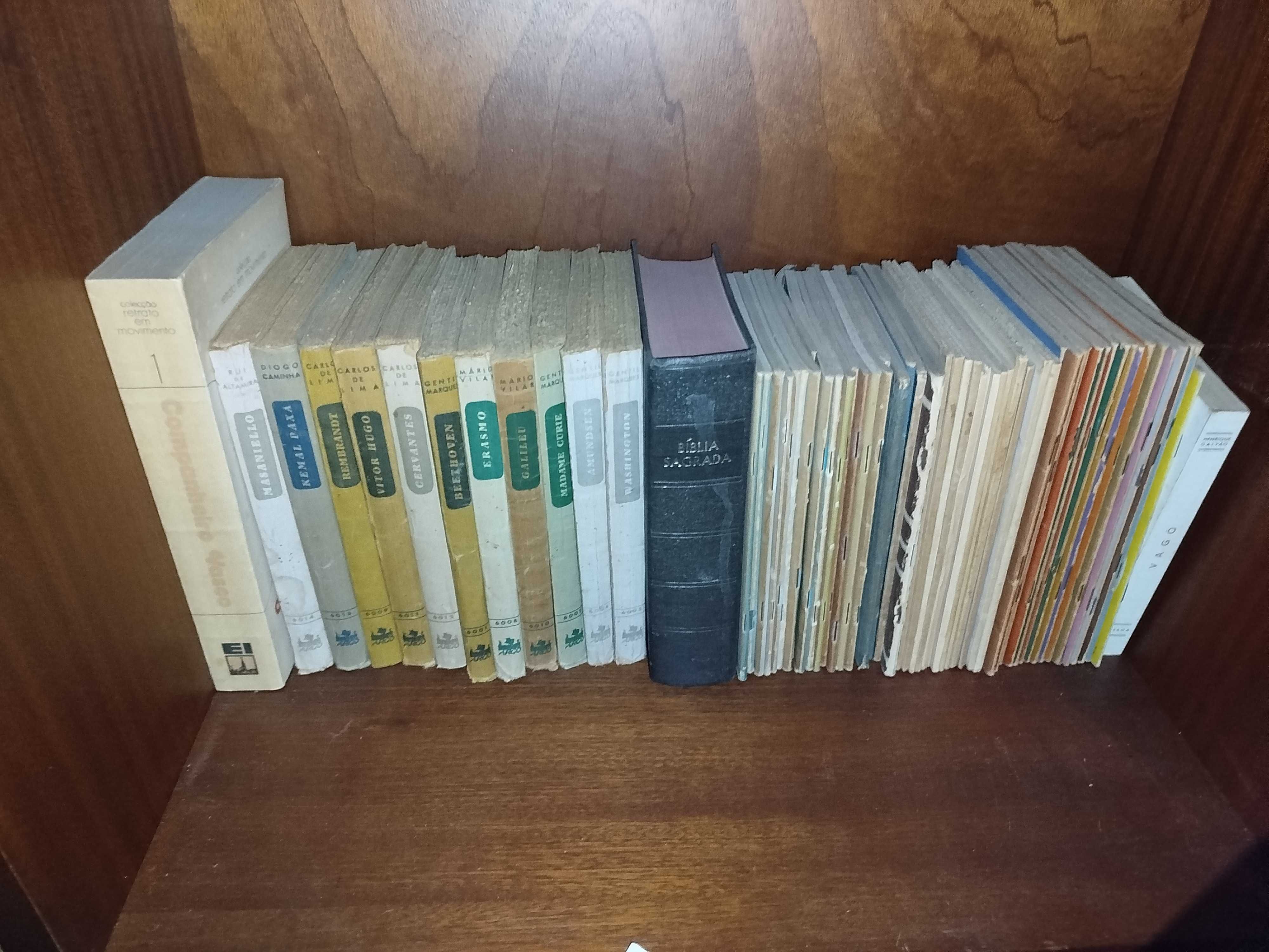 vendo livros antigos variados interessantes e em bom estado 2