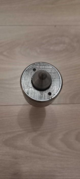 Kieł obrotowy do tokarki