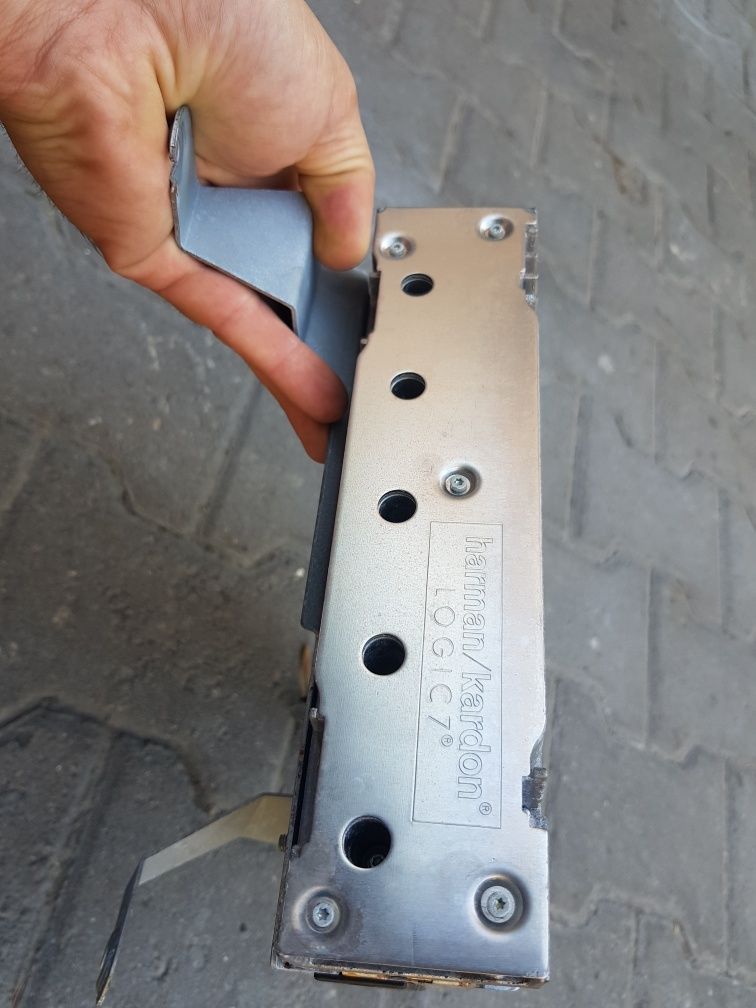 Wzmacniacz harman cardon 211 radio w211 harman mercedes 211