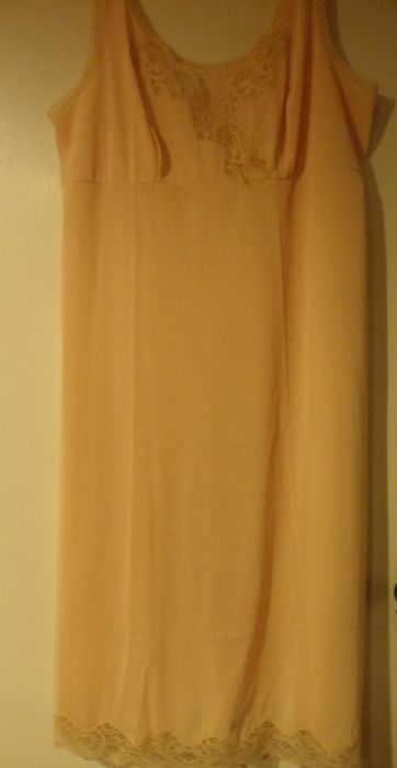 Комбінація  , нижнє плаття