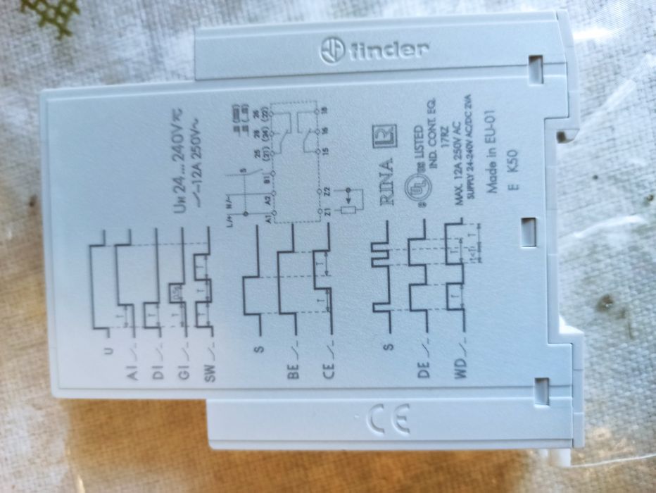 Реле времени Finder