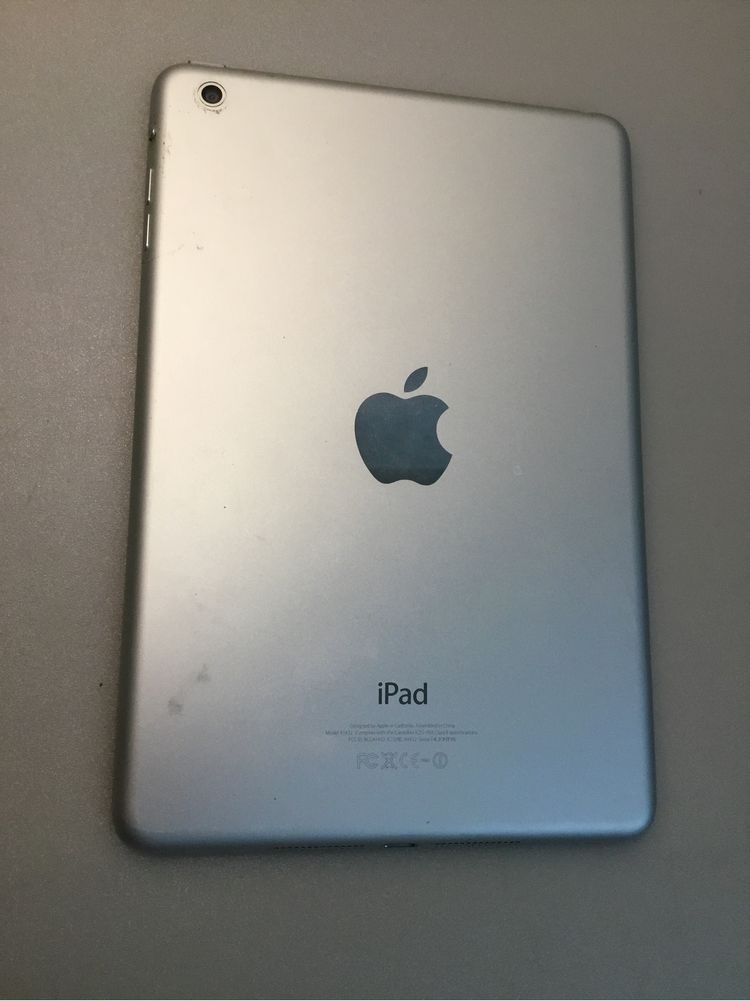 Ipad mini A1432 на запчасти экран батарея корпус