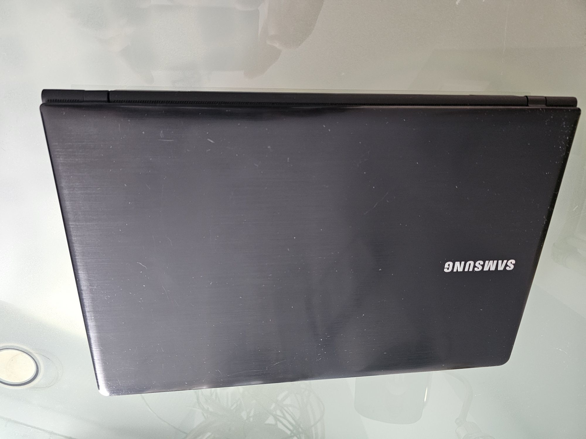 Laptop Samsung 6GB, 240 GB SSD