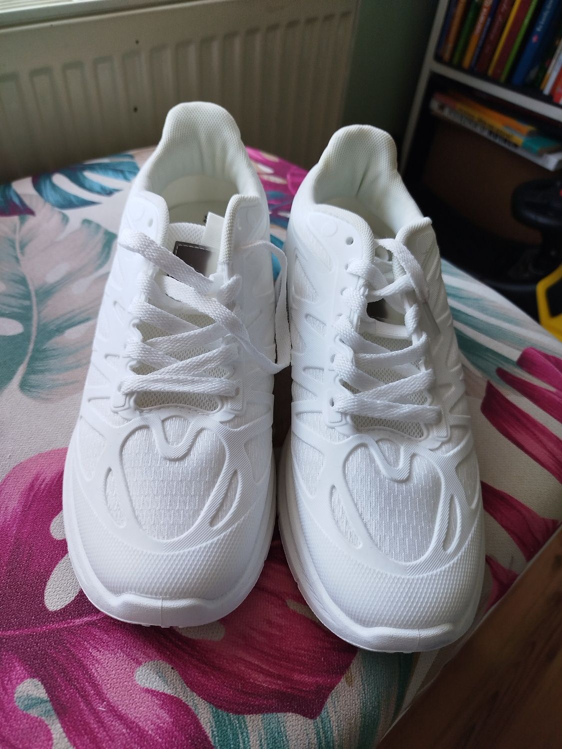Sneakersy Sinsay białe