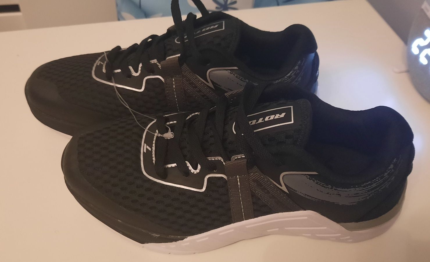 Buty dla chłopca nowe