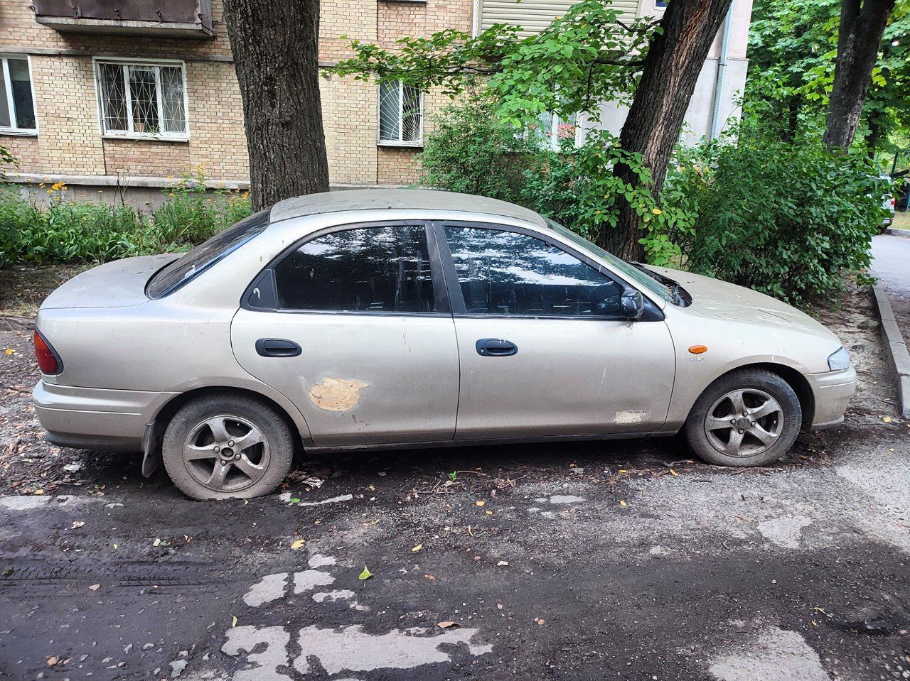 Продам мазду 323 БА