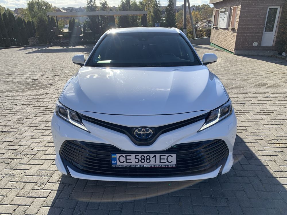 Оренда авто на весілля Toyota Camry