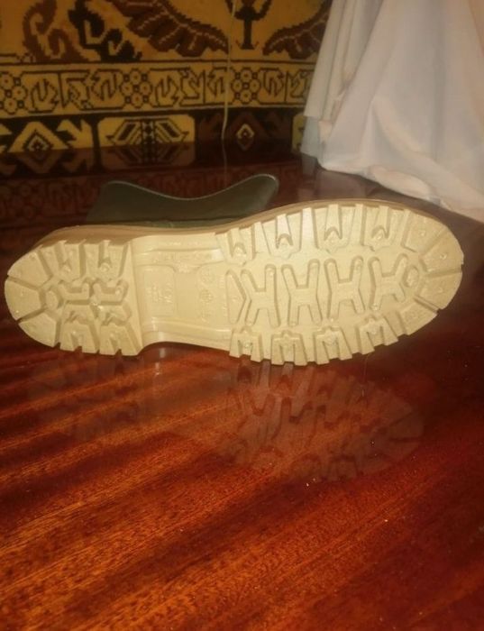 Італьянські жіночі резинові чоботи 38 розмір з овчиним хутром