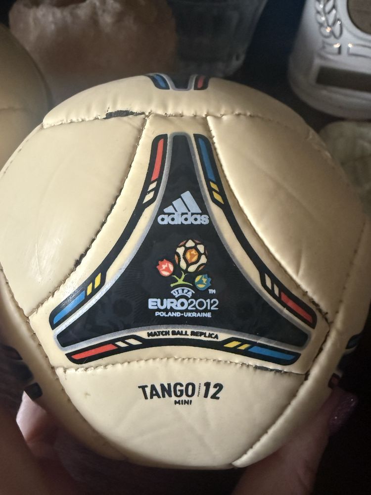 Футбольный мяч Adidas mini Tango 12 сувенирный