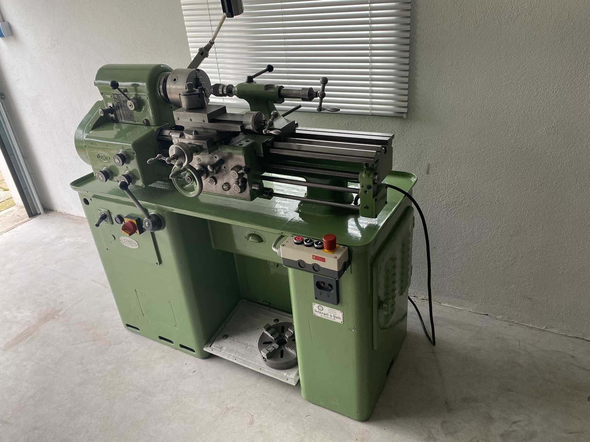 Tokarka Leinen MLZ4S
