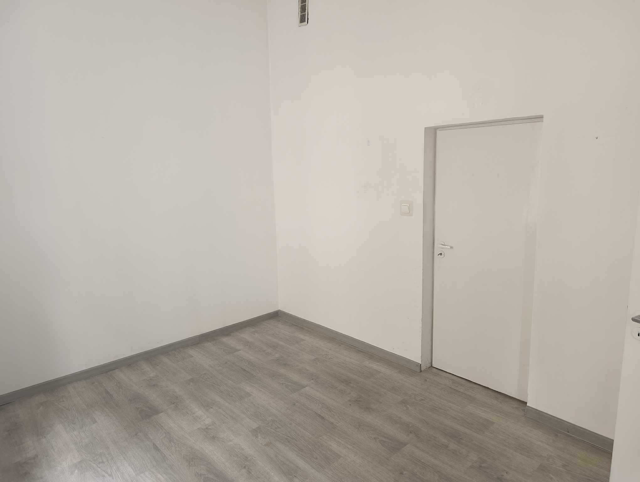 Do wynajęcia lokal usługowy 30m2 ! Świetna lokalizacja Iłża Rynek