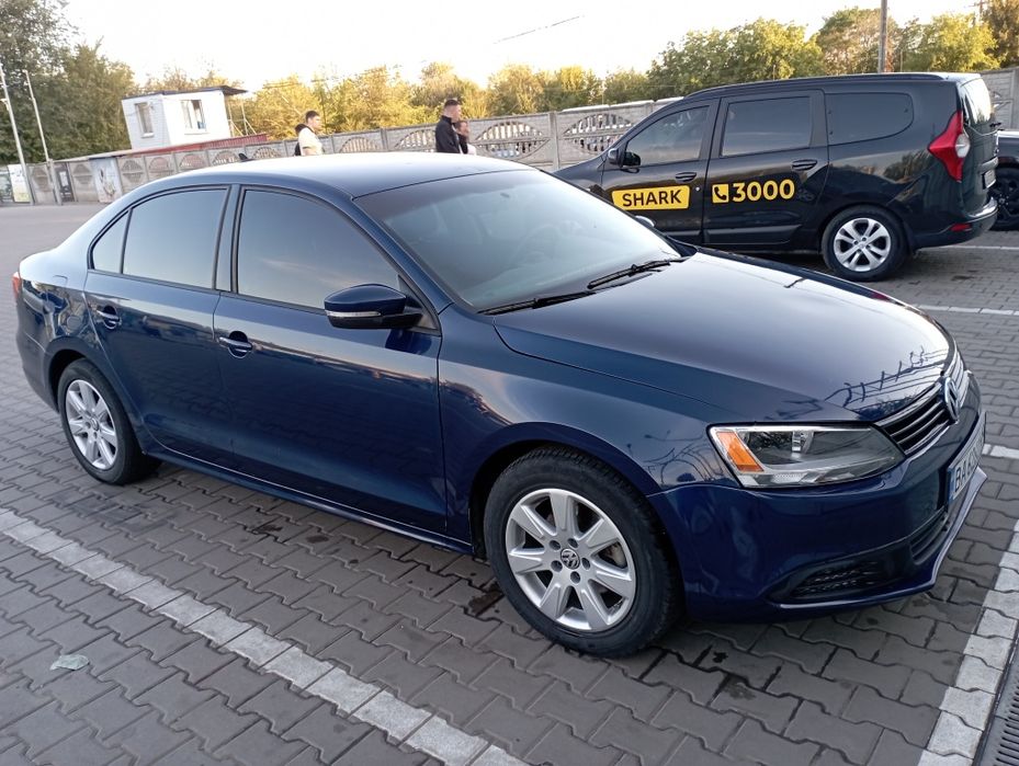 Продам Volkswagen JETTA 2013