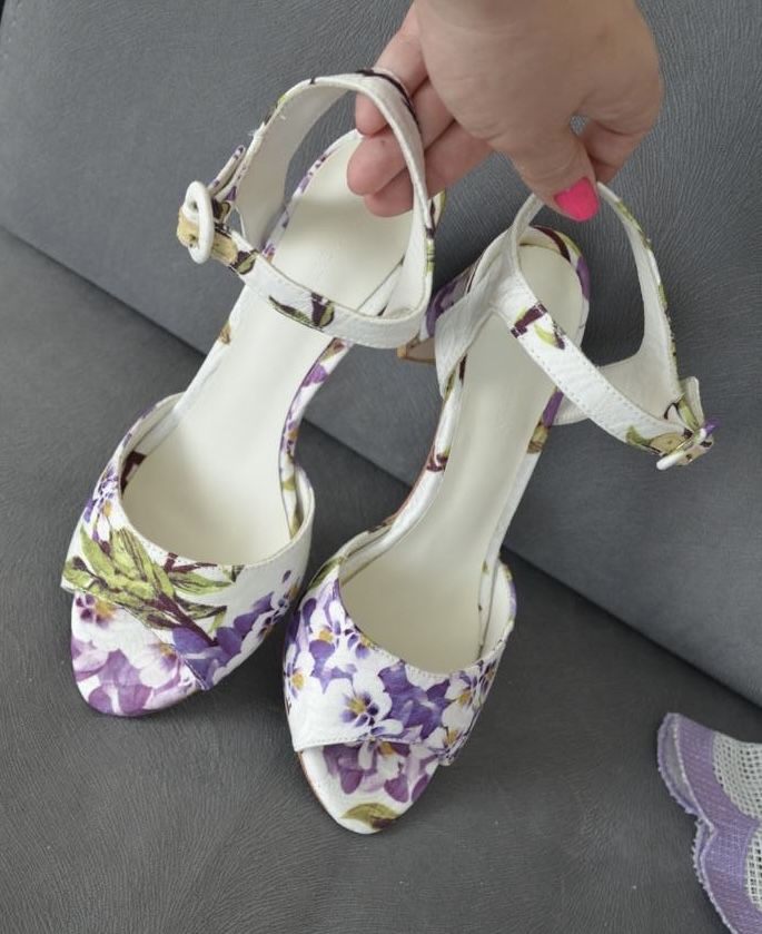 Туфлі Босоніжки Dolce Gabbana 39-40