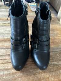 Buty na szpilce, czarne w bardzo dobrym stanie rozmiar 37