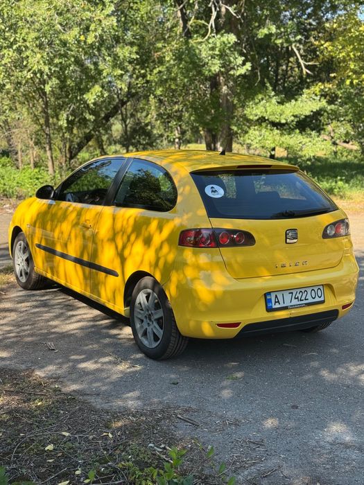Продаю свій автомобіль Seat Ibiza