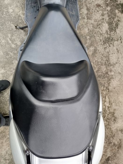 Скутер Suzuki Burgman 125 кубів