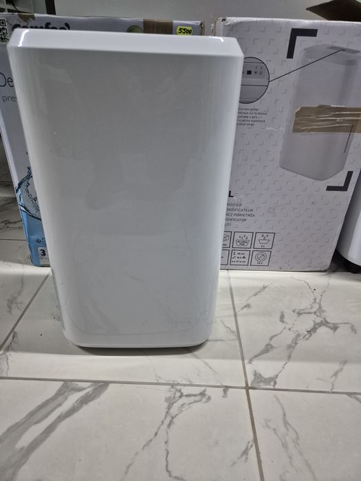 Осушувач повітря Comfee MDDF-20DEN7-WF