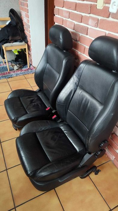 Komplet foteli skórzanych GOLF 4, r2000 (Leon, Toledo,  Octavia I, A3)