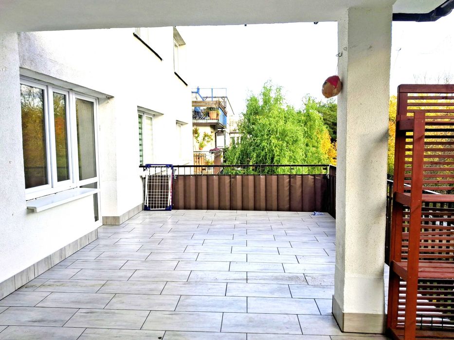 Piękny apartament 4-pok.+ kuchnia. Duży taras. ul. Majora. 1 piętro