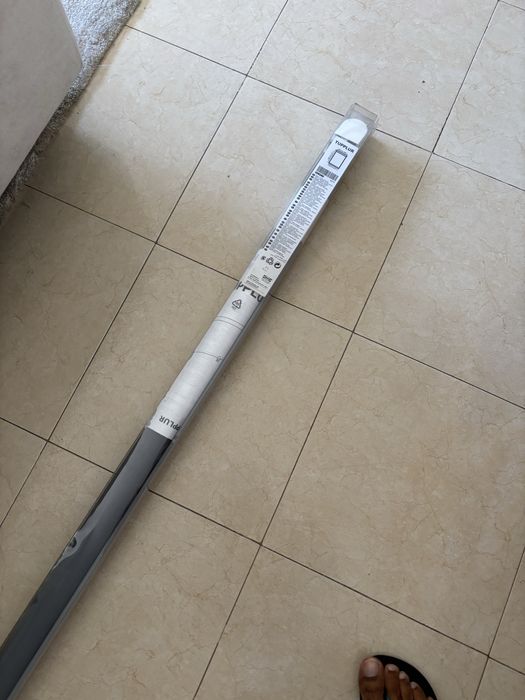 Cortina de Rolo IKEA TUPPLUR – Blackout (120 x 195 cm)