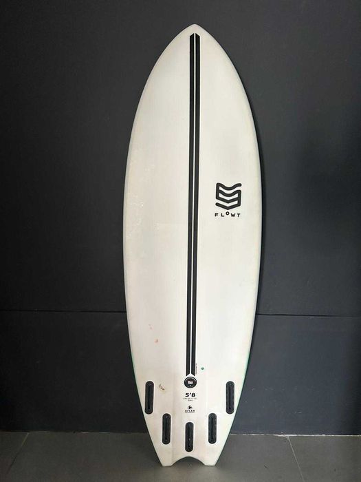 Surfboard - Prancha de Surf - Flowt 5'8 Magnet Fish 33L Epoxy