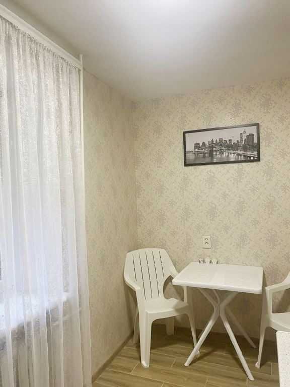 Квартира с ремонтом и мебелью на Героев Сталинграда /Кишиневская!