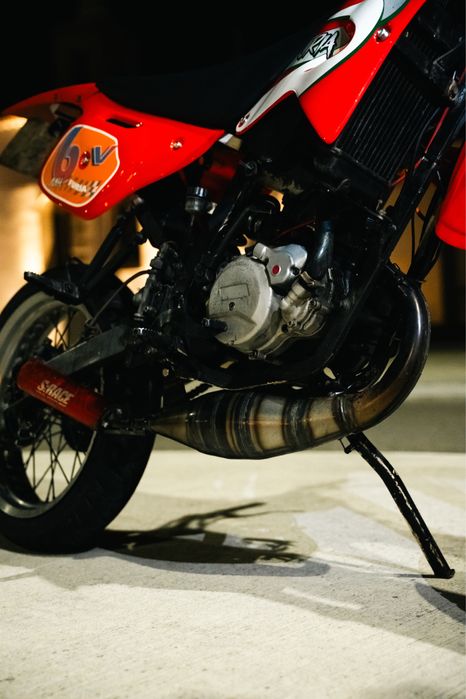 Vendo mota 50cc motor am6