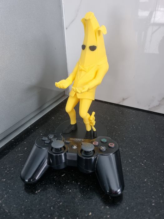 Stojak , uchwyt na pada lub telefon Fortnite