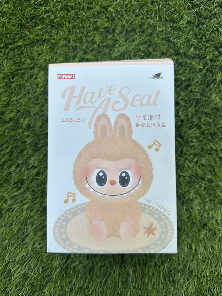 Labubu blind box
