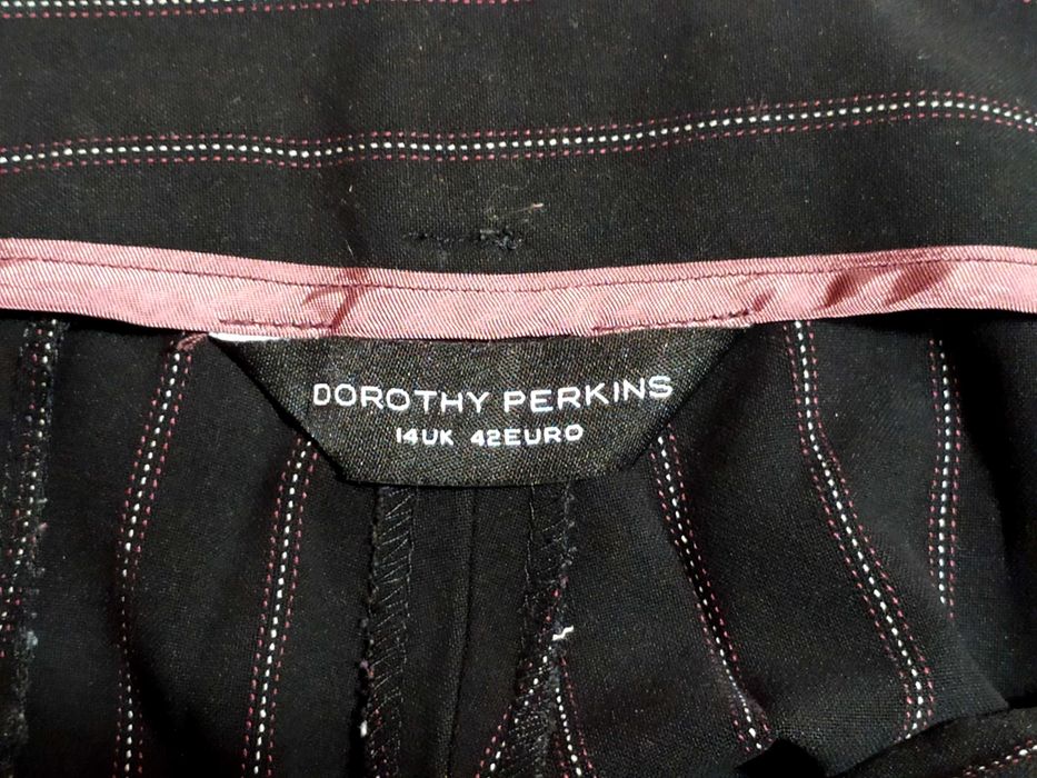 Брюки,штани класичні в тонку полоску,Dororhy Perkins, р.14супер якість
