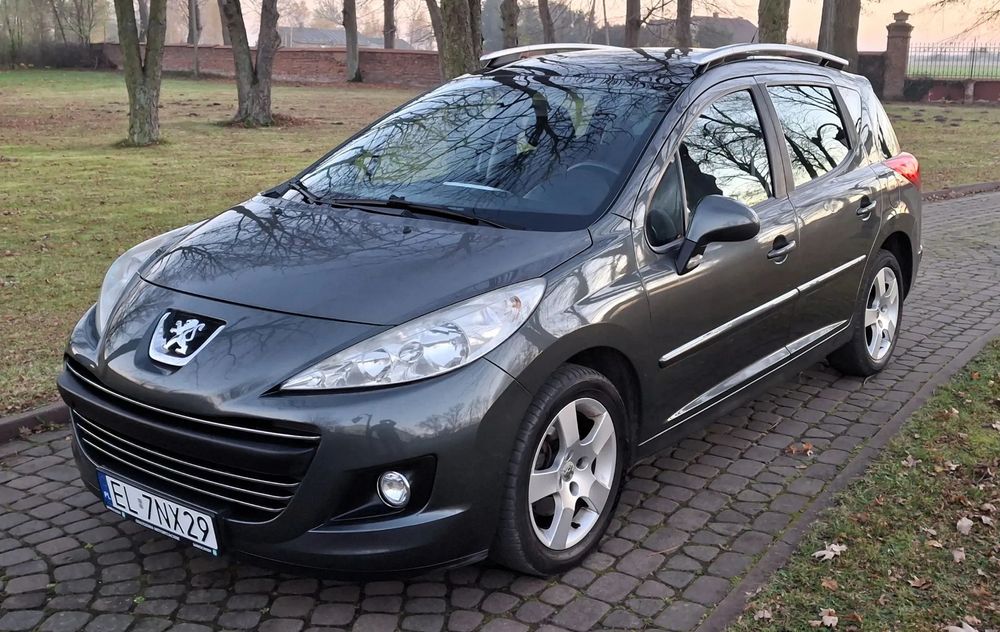 Peugeot 207 Peugeot 207 SW 1.6 Benzyna 120 KM – Panorama Dach / Zarejestrowany /