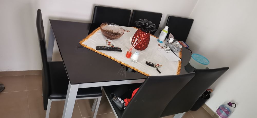 Vendo mesa preta
