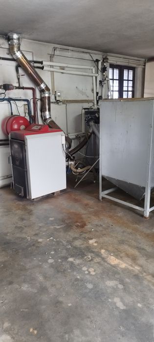 Caldeira a pellets para aquecimento central e AQS