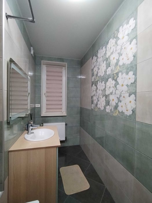 Стильний, розкішний будинок в с. Бездрик