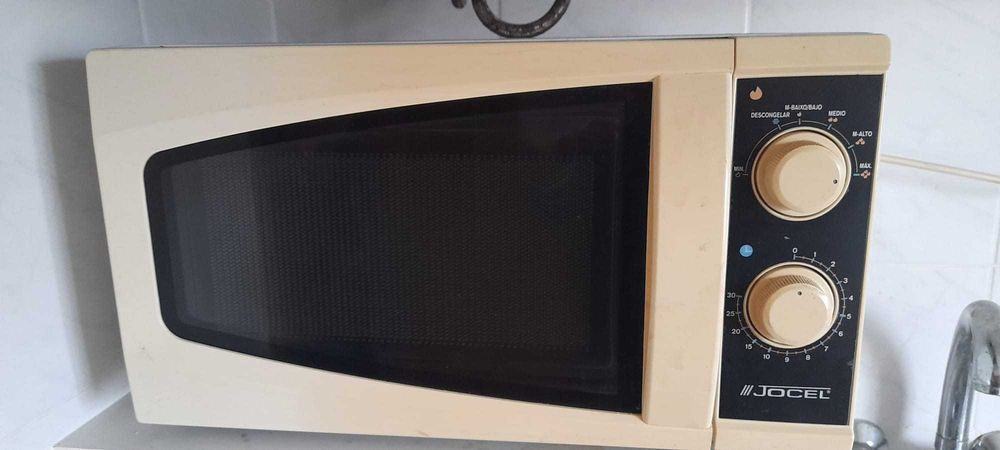 Microondas Jocel 17L