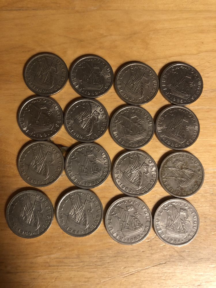 Lote de moedas de 2,50 escudos