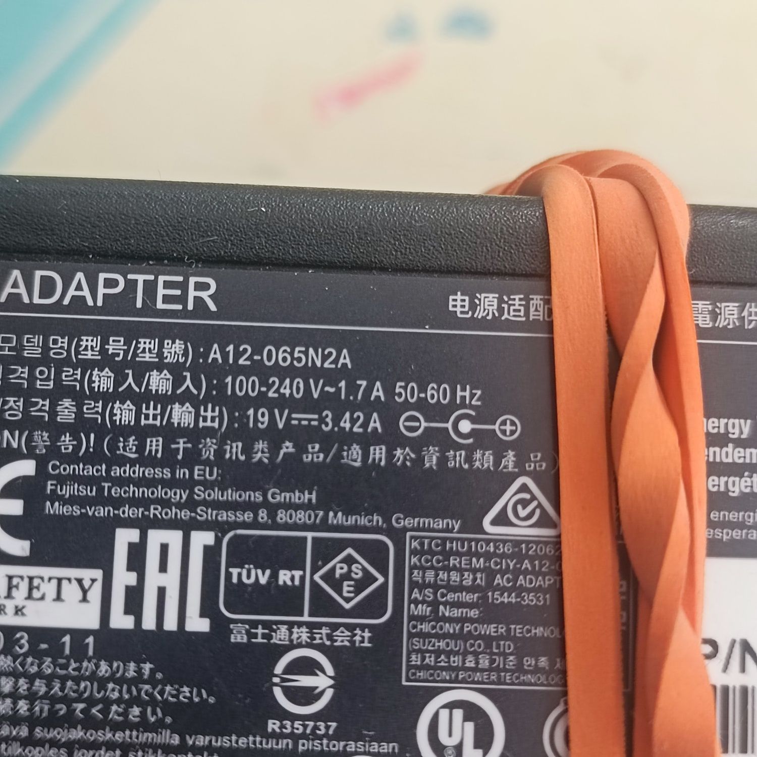 Oryginalny zasilacz Fujitsu, Asus, Toshiba 19V 3,42A 65W wtyk 5,5x2,5m