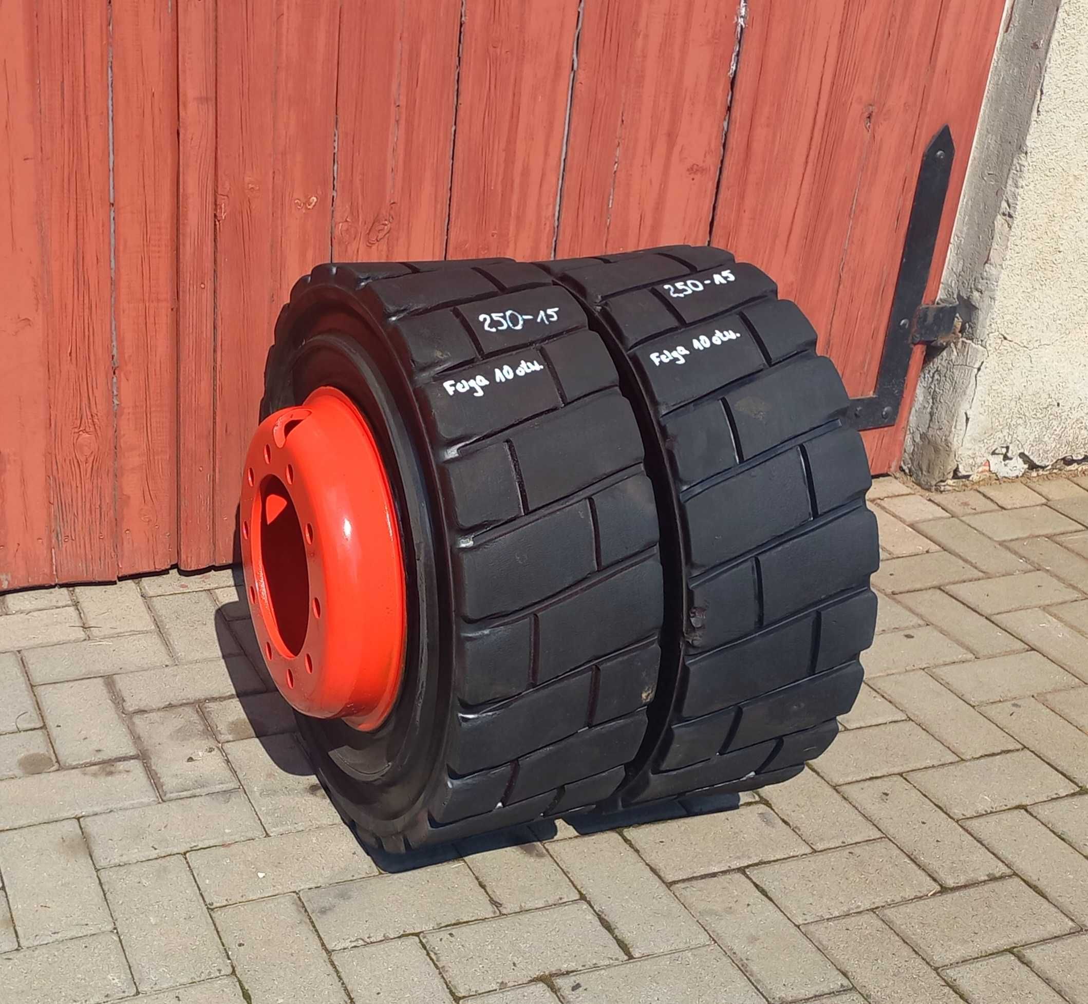 Koła bliźniacze - wózek widłowy 250-15 (250/70-15) RIM 7.00-15 PEŁNE