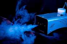 Дим машина в оренду (димогенератор) 1200W на дні народження, вечірки