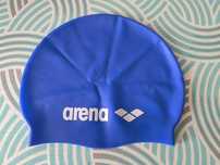 Новая детская шапочка для бассейна arena