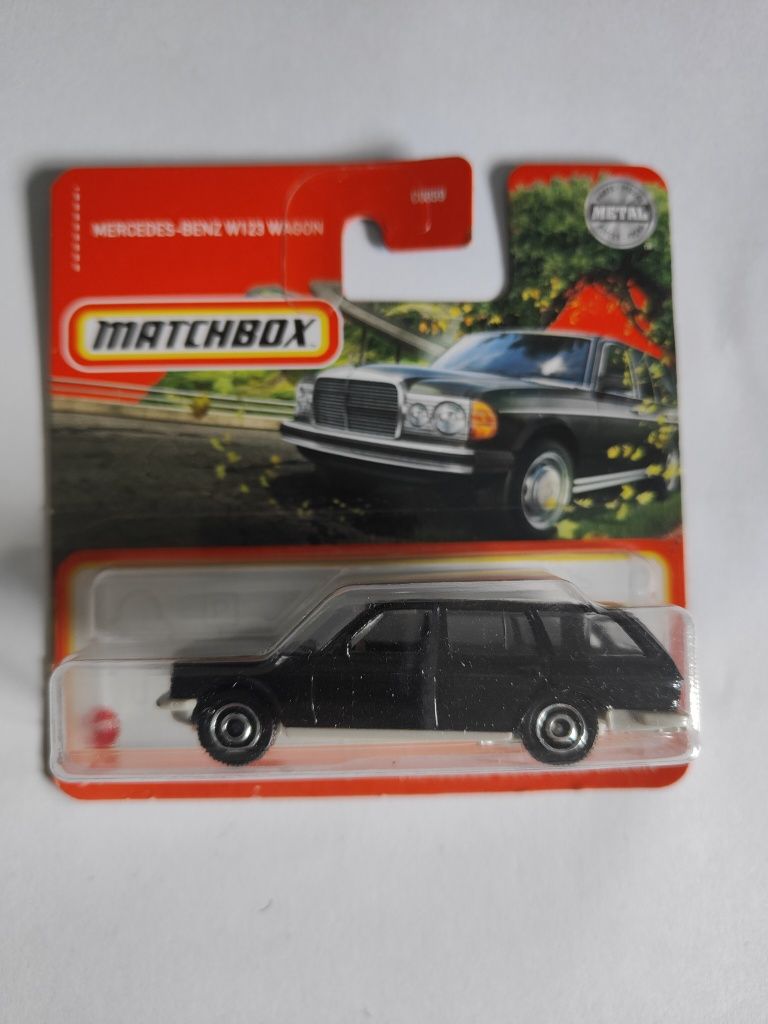 Model Matchbox Mercedes-Benz W123 wagon