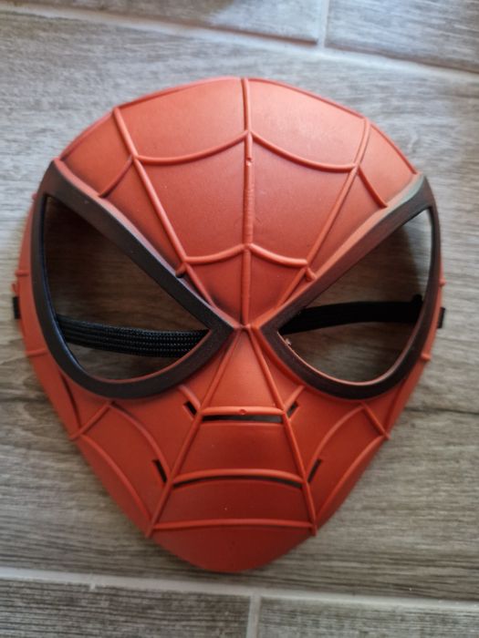 Máscara de Homem Aranha.  Nova