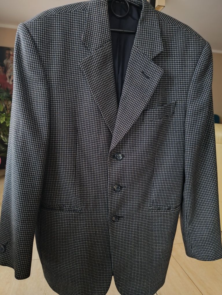 Marynarka firmy Sunset Suits.55% wełny