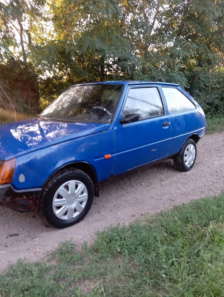Продам таврію 330₴