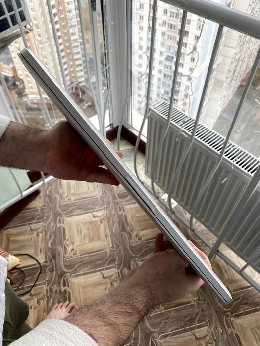 Macbook Pro 15 2015 i7/16/512/Radeon R9 ( возможно оплата криптой )