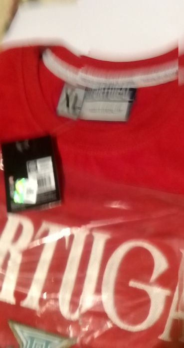 camisola nova e oficial de Portugal bordados nome e emblema.