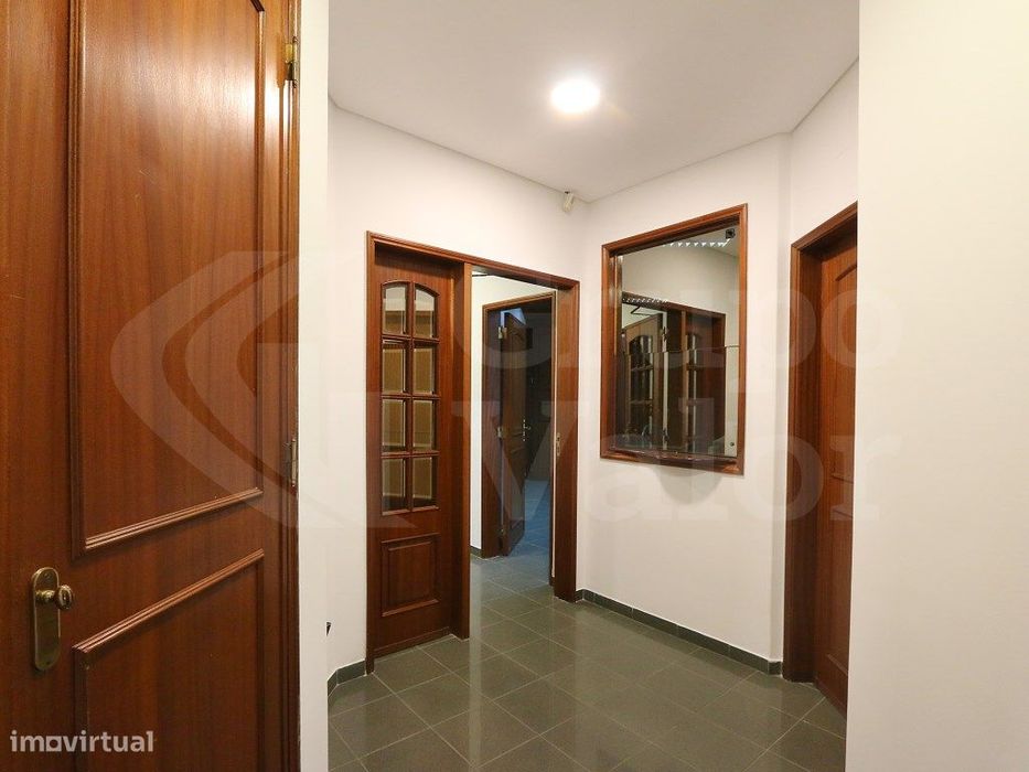 Escritório com 8 salas e terraço, Palácio Queluz