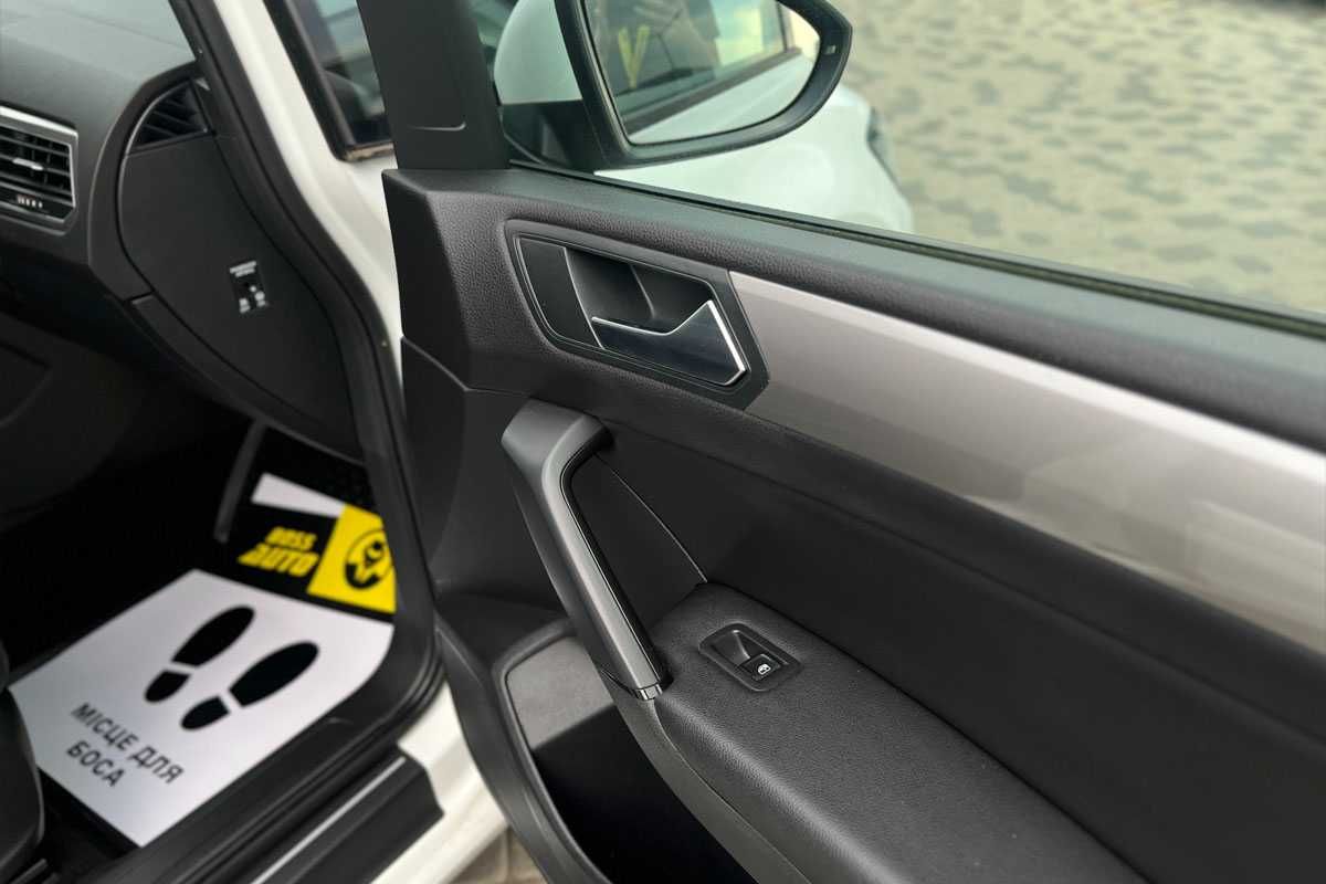 Volkswagen Touran 2019