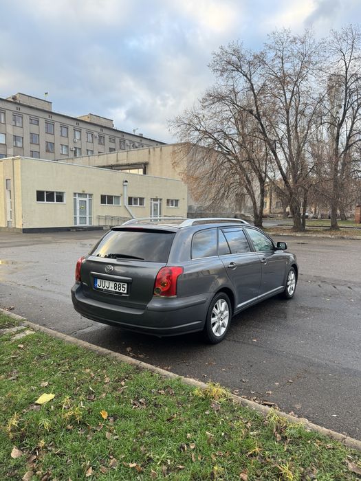 Toyota Avensis 2006р 2,0d мкпп 6ст в ідеальному стані універсал дизель