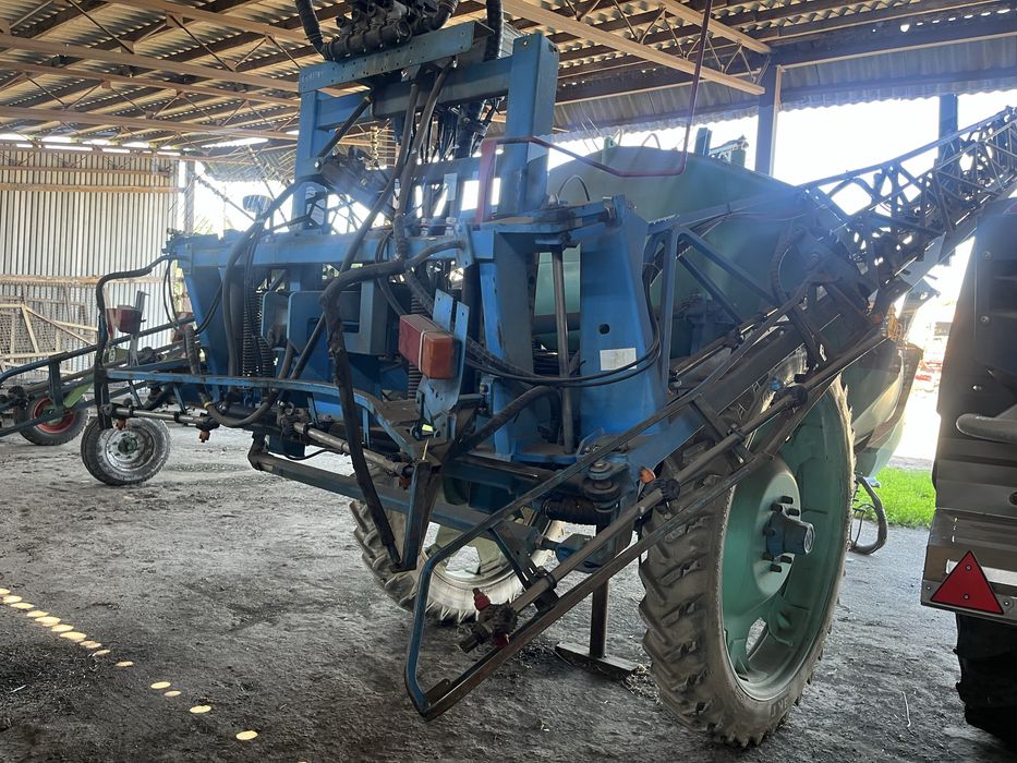 Обприскувач Berthoud-Tracker-24, 2013р